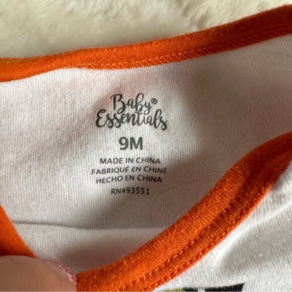 Baby Essentials | "My First Halloween" 4 Piece Set | Size 9 Months - Picture 11 of 14